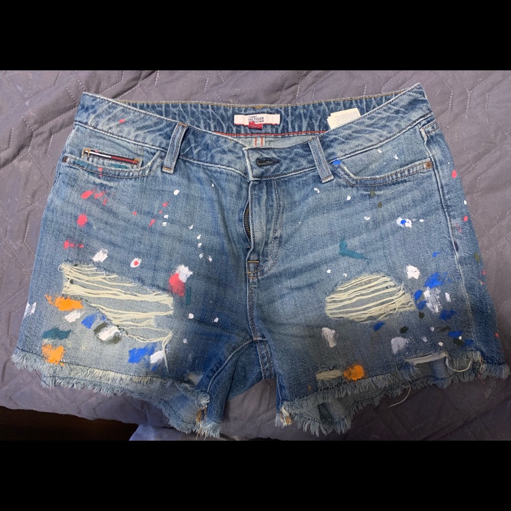 Tommy Hilfiger paint splattered jean shorts
